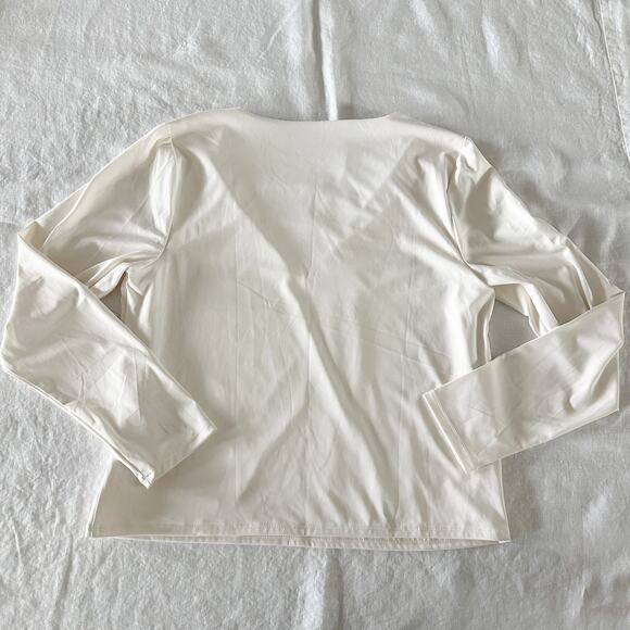 Old Navy Double Layer Sculpting Crop Long Sleeve NWT - Picture 2 of 8